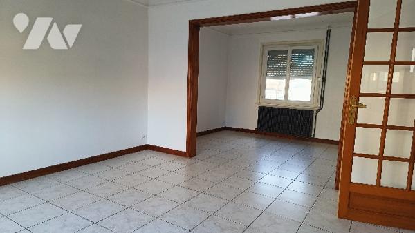 Un immeuble à usage d'habitation situé sur la commune de NOEUX LES MINES