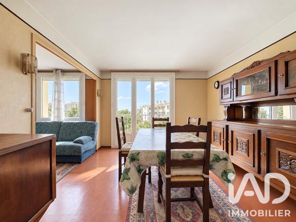 Appartement à vendre 4 pièces 64,59 m² Lyon 8