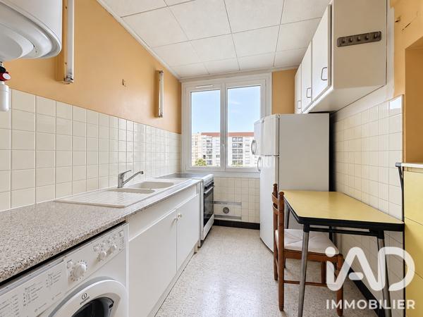 Appartement à vendre 4 pièces 64,59 m² Lyon 8