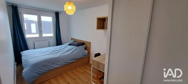Location appartement 1 pièce 10 m² Cergy