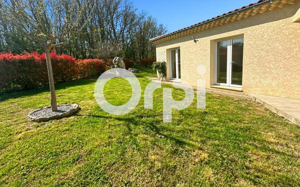 Maison à vendre    5 pièces •  Vallon-Pont-d'Arc