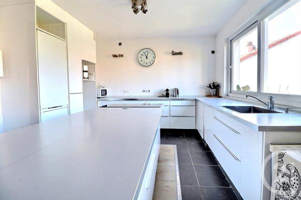 Appartement F4 à vendre  4 pièces - 113 m2 NOISY LE SEC - 93