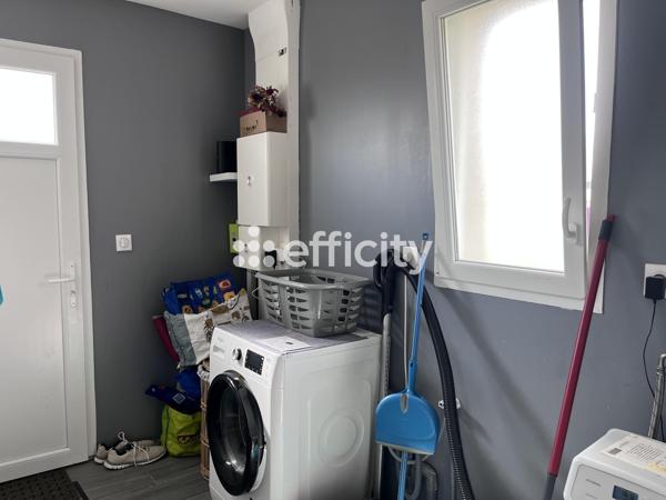 Maison
         6 pièces
        - 124 m² 243 000 € *