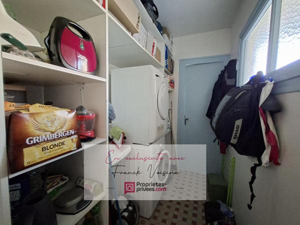A VENDRE en Exclusivité aux Herbiers, maison de 104 m2 avec 2 chambres (possibilité "3° chambre)  et 1 bureau sur une parcelle de 575 m2