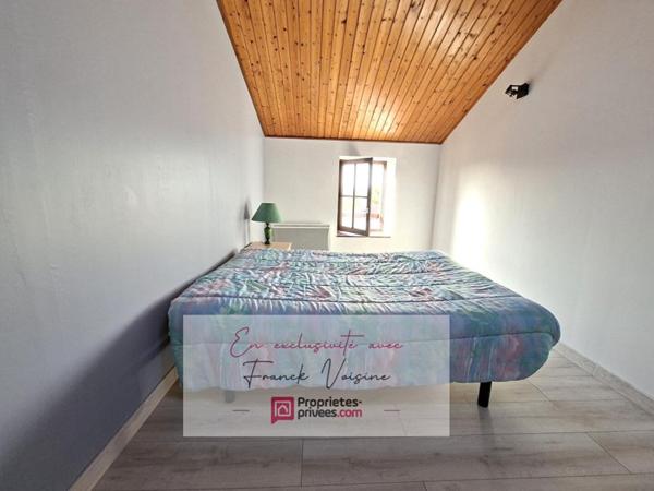 A VENDRE en Exclusivité aux Herbiers, maison de 104 m2 avec 2 chambres (possibilité "3° chambre)  et 1 bureau sur une parcelle de 575 m2