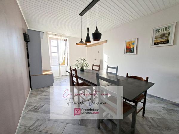 A VENDRE en Exclusivité aux Herbiers, maison de 104 m2 avec 2 chambres (possibilité "3° chambre)  et 1 bureau sur une parcelle de 575 m2