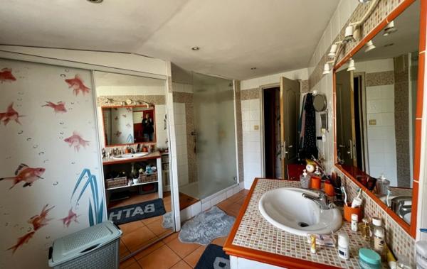 Vente Maison de village Avec garage Saint-gilles   