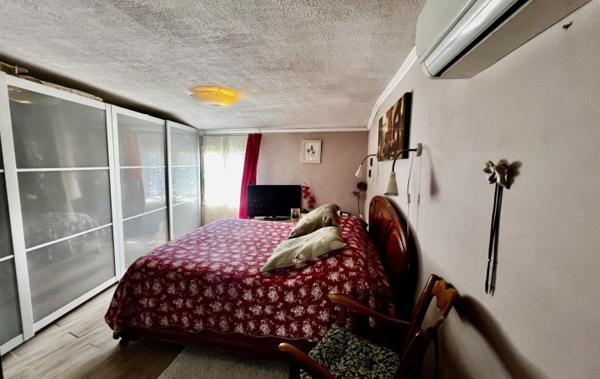 Vente Maison de village Avec garage Saint-gilles   