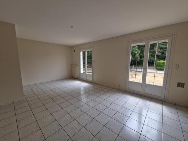 Maison familiale avec terrain de 1 100 m²