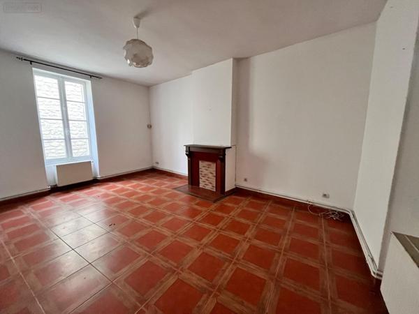Maison à vendre à Saint-Gilles dans la Marne (51170), ref : 51083/VENT/971