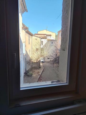 A vendre maison de ville avec studio indépendant