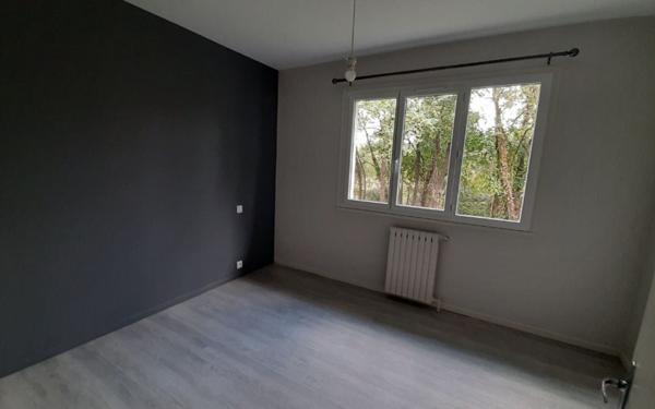 Maison à louer    4 pièces •  Grenade