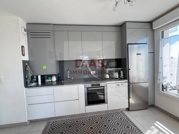 Appartement Pontault Combault 3 pièce(s) 65 m2