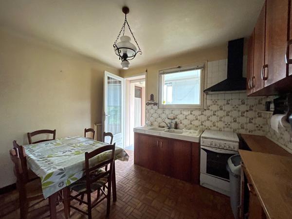 Maison T3 des années 60 de 76 m² sur terrain 826 m²