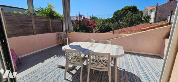 Appartement avec belle terrasse.