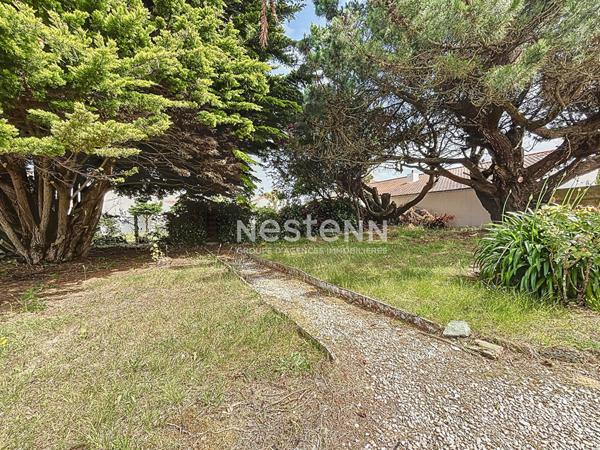 Découvrez cette charmante maison entièrement rénovée à proximité de la corniche !