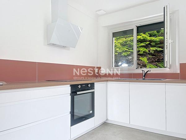 Découvrez cette charmante maison entièrement rénovée à proximité de la corniche !