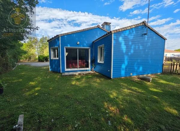 Vente                                                      Maison
                        
                     3 pièces                      96 m2                     à Challans