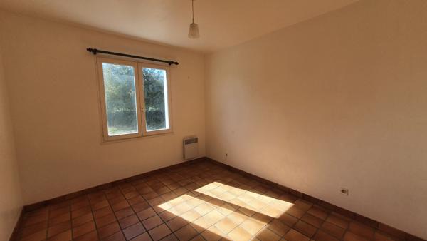 MAISON 4 Chambres sur 1 Hectare MAISON 4 Chambres sur 1 Hectare