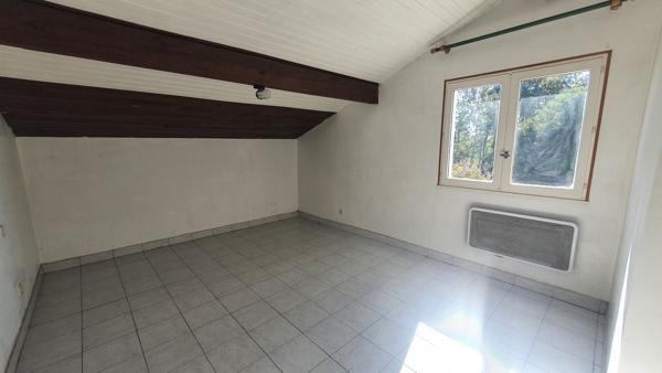 MAISON 4 Chambres sur 1 Hectare MAISON 4 Chambres sur 1 Hectare