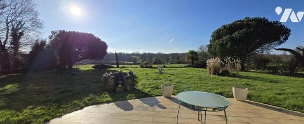 PORNIC, entre le Pont du Clion et le Val St Martin, maison de famille de plain pied d'environ 213 m²