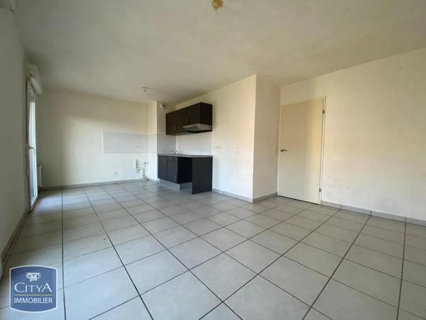 Appartement à louer 3 pièces 61.86m² Arles (13200)