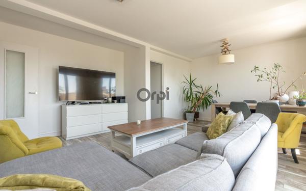 Appartement à vendre    3 pièces • 62,85 m2 Maisons-Alfort