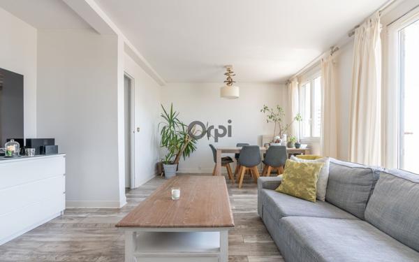 Appartement à vendre    3 pièces • 62,85 m2 Maisons-Alfort