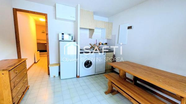 Appartement 2 Pièces avec balcon exposé plein Sud sans vis à vis avec vue imprenable sur les montagnes