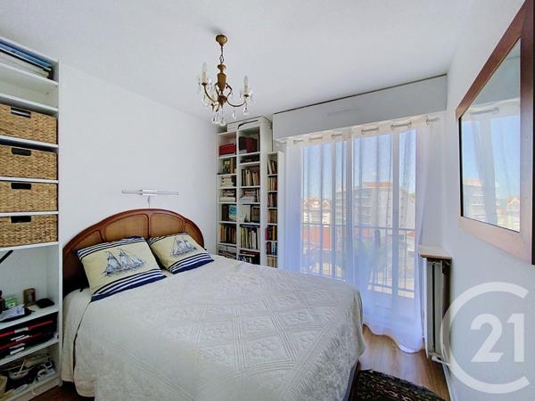 Appartement T3 à vendre  3 pièces - 60,37 m 2   ARCACHON  - 33