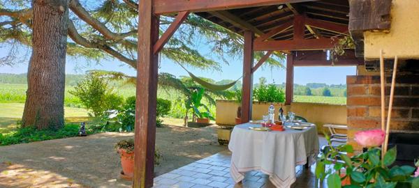 Maison  9 pièces 235 m2