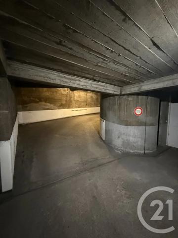 Parking à vendre  12 m 2   LE MANS  - 72