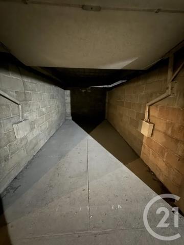 Parking à vendre  12 m 2   LE MANS  - 72