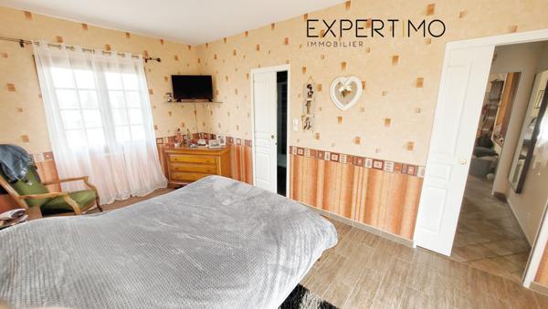 Chasseneuil-du-Poitou (86360) Belle demeure de 190 m² habitables avec suite parentale au rez de chaussée à 2 minutes du FUTUROSCOPE.