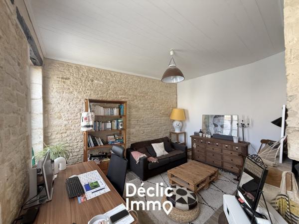 Vente maison de village La gaconniere, 112m² 5 pièces 270 400€ Charente-maritime