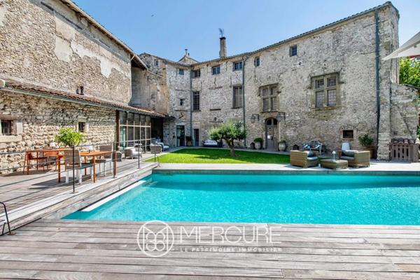 Hôtel particulier à L'Isle-sur-la-Sorgue