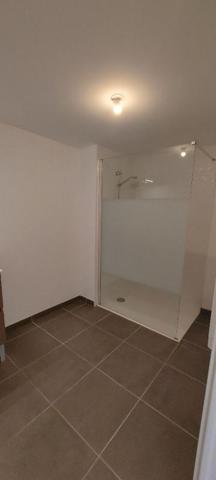 30.GARD.NIMES. Magnifique appartement de 69 m² avec terrasse de  42 m² dans résidence hautement sécurisée quartier Hoche