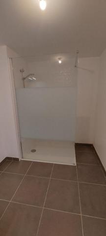 30.GARD.NIMES. Magnifique appartement de 69 m² avec terrasse de  42 m² dans résidence hautement sécurisée quartier Hoche