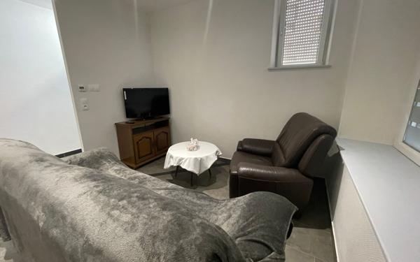 Appartement à louer    2 pièces •  Algrange