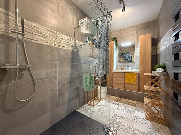 Maison et T1 indépendant / Villevieux / 7 pièces / 4 chambres / 162 m²