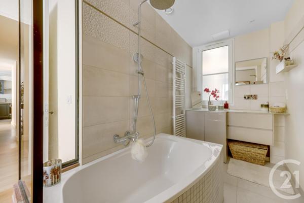 Appartement F4 à vendre  4 pièces - 87,07 m2 ISSY LES MOULINEAUX - 92