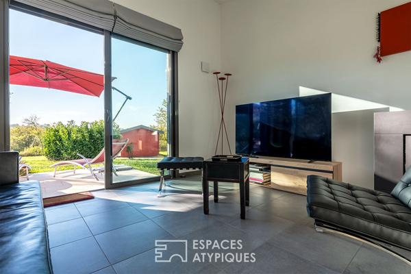 Maison contemporaine bioclimatique avec vue, proche Sarlat.