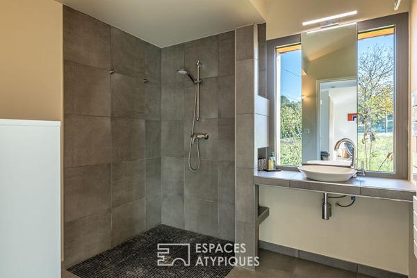 Maison contemporaine bioclimatique avec vue, proche Sarlat.