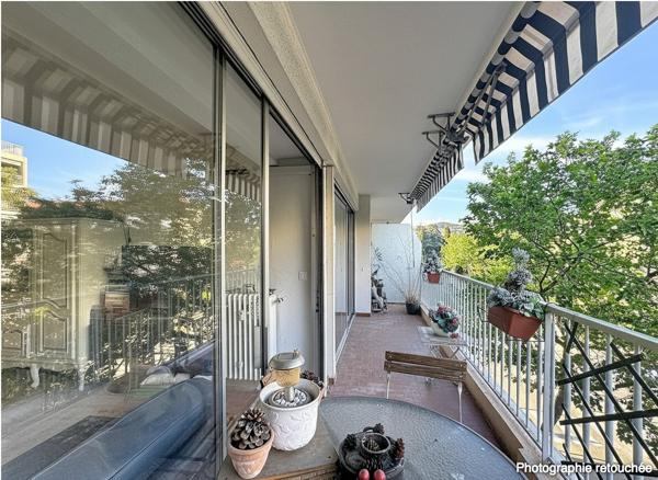 appartement 3 pieces avec garage à cannes