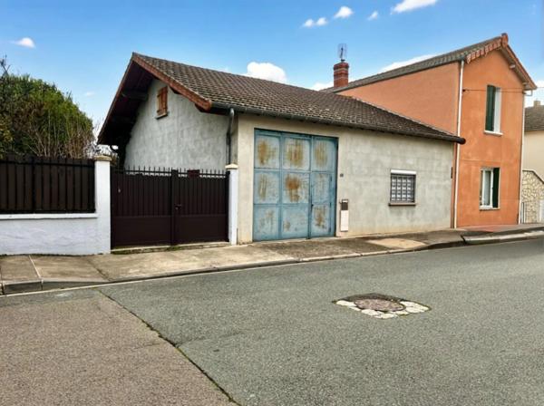 Dépôt / Local professionnel/ATELIER DE 171M2 – Roanne