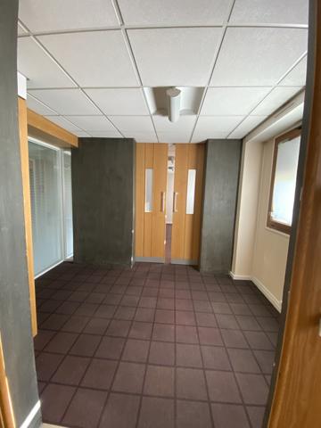 Bureau 14 pièces - 250 m²