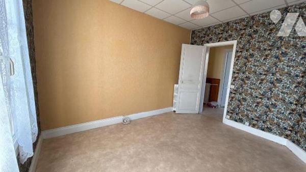 Appartement T4 à vendre à Saint-Memmie

Au c?ur de Saint-Memmie, nous vous proposons cet appa...