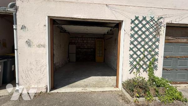 Appartement T4 à vendre à Saint-Memmie

Au c?ur de Saint-Memmie, nous vous proposons cet appa...