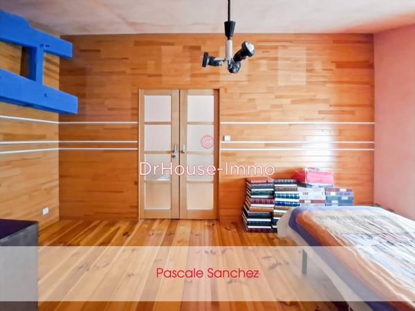 Maison à vendre 8 pièces de 215 m²