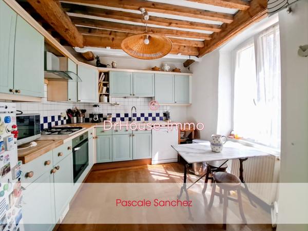 Maison à vendre 8 pièces de 215 m²